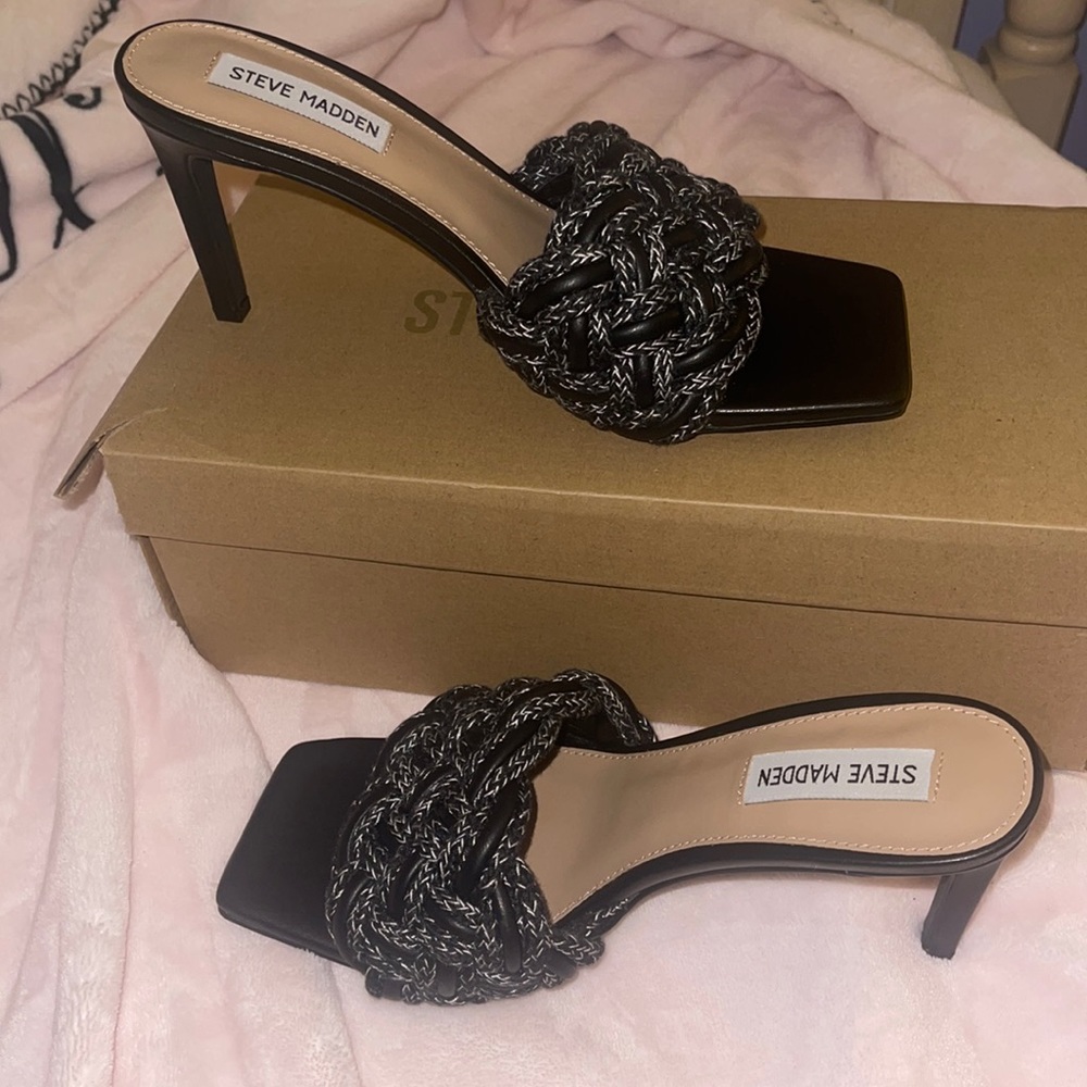 Women’s steve madden black heel 8.5 never worn